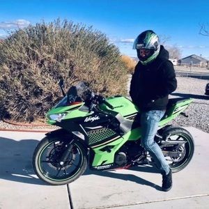 Meet your Posher, Jeffry